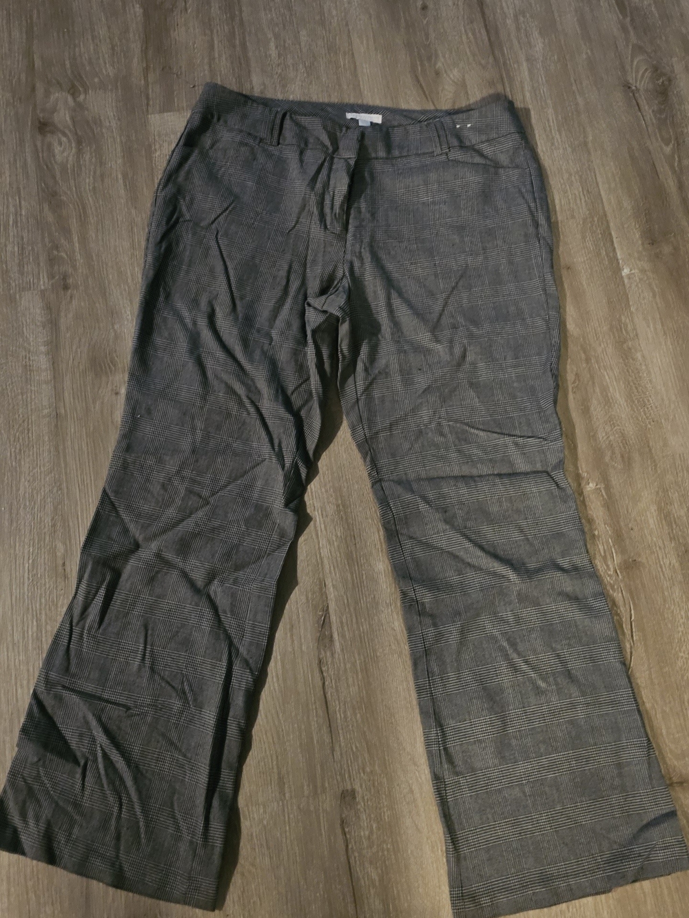 New York & Company Gray Plaid Straight-Leg Dress Pants